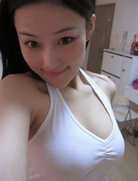 wanita telanjang bulat