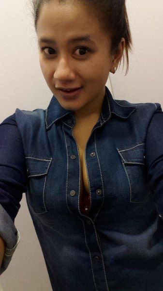 memek muncrat