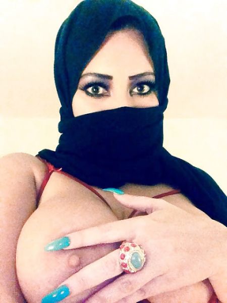 memek luna maya