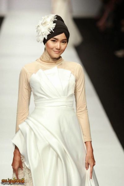 cewek cantik