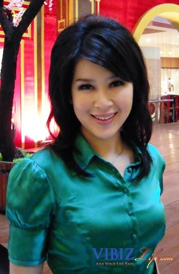 aviani malik bugil