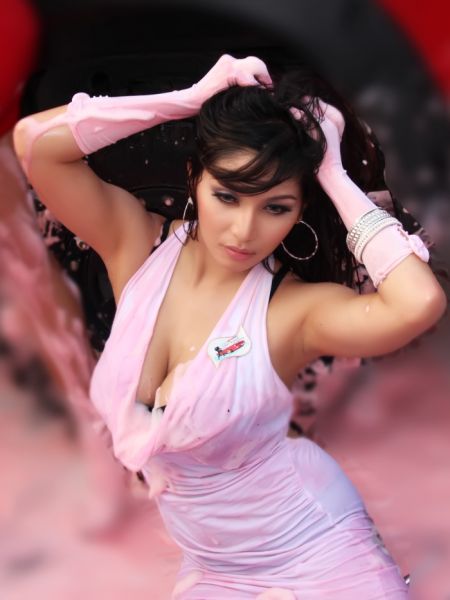 slimpics memek online gambar 1