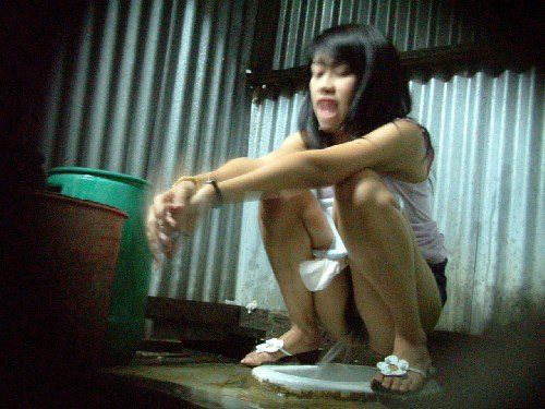 celana dalam artis indonesia