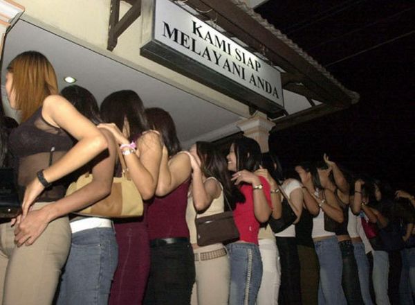 pijat plus surabaya indonesia plus massage