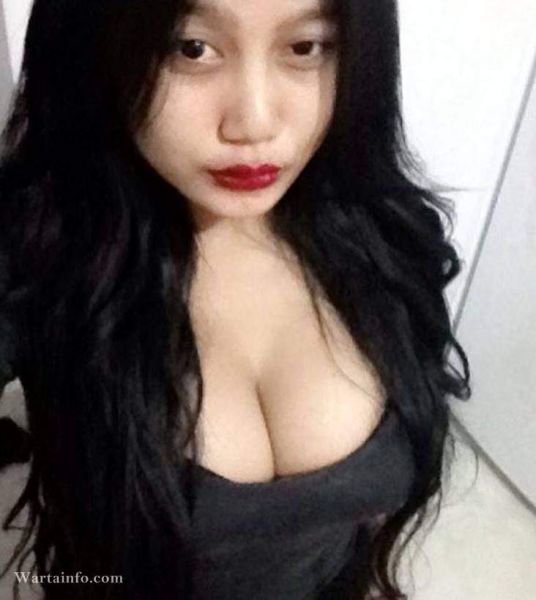 penyanyi dangdut montok