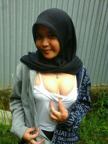 kontol masuk memek perawan