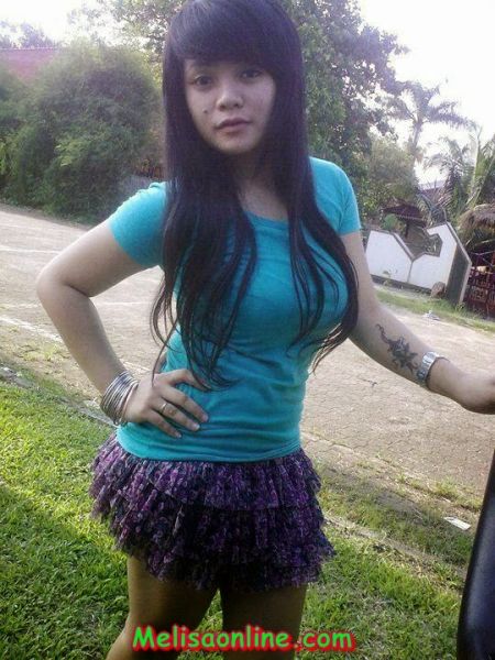 gadis jilbab pamer toket