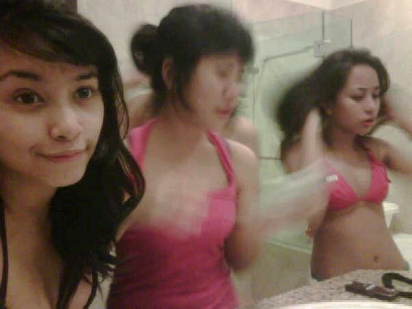 jilat memek perawan