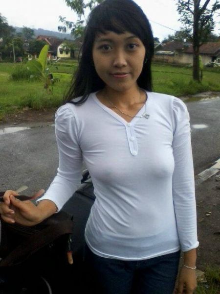 gadis desa cantik bugil