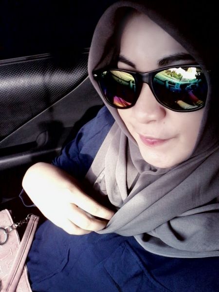 memek bugil lagi ngangkang