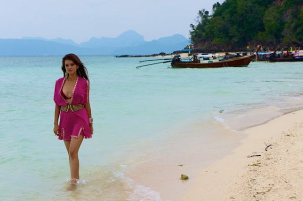 artis cantik bugil