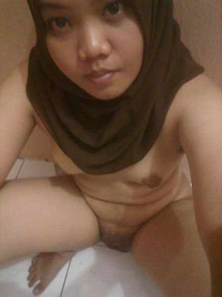 abg bugil ngangkang pamer memek