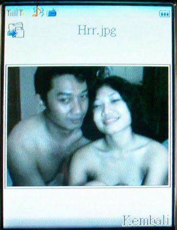 kamera pin up
