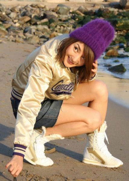 agnes monica bugil