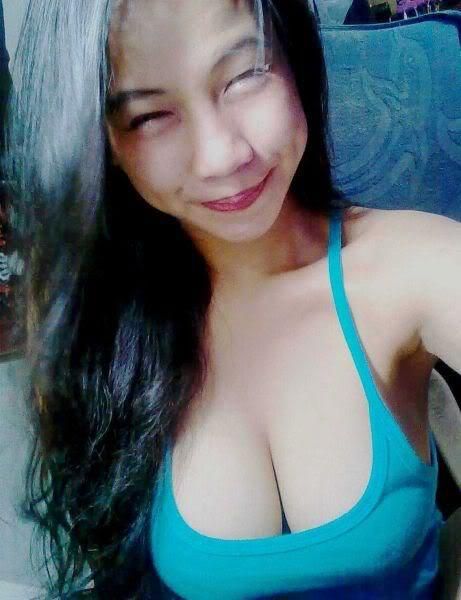 jilbab pamer memek ngentot
