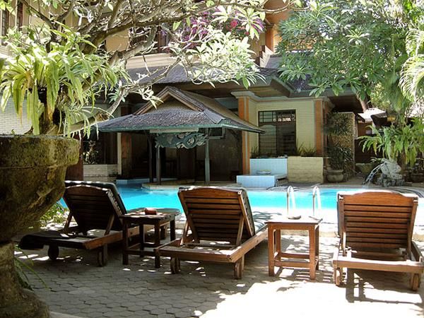 pompa kolam renang