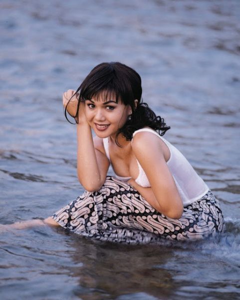 pramuka jambore indonesia artis