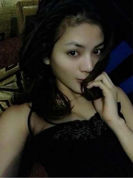 tobrut telanjang
