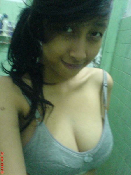 jilat memek