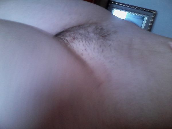ngangkang pamer memek