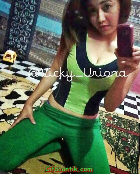 cewek cantik