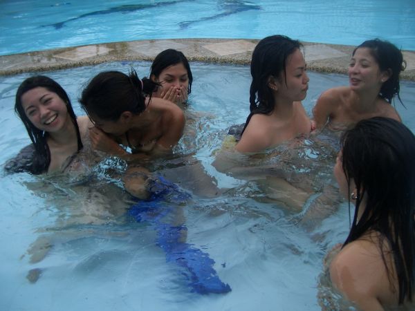 bokep bugil mandi