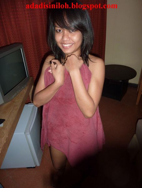 cewek bugil