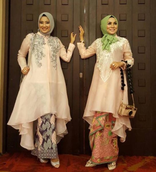 baju kebaya pendek