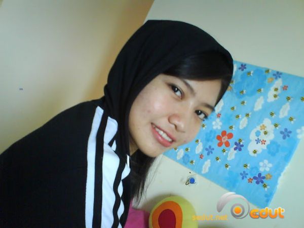 jilbab pamer toket abg bugil