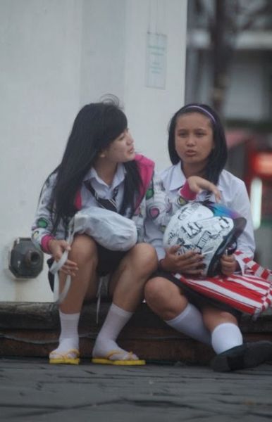 abg ngentot di gubuk