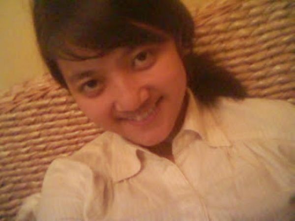 gadis ngangkang