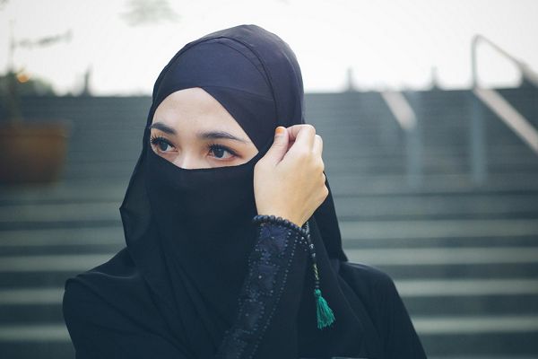 gambar wanita bersetubuh