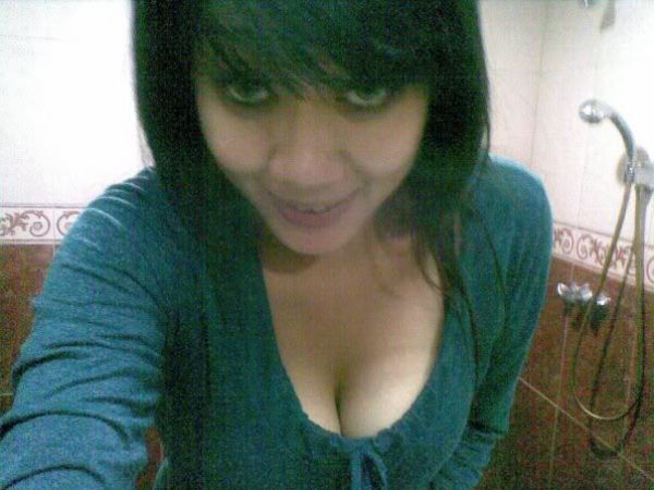telanjang bugil
