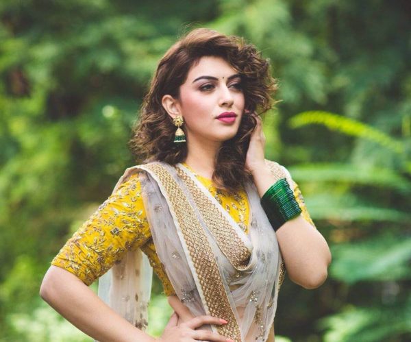 hansika motwani in pink