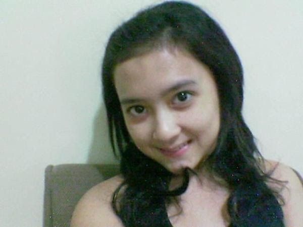 tetek gede