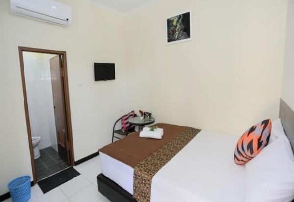 guest house bandung bantal guling