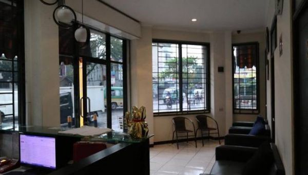 bantal guling villa bandung