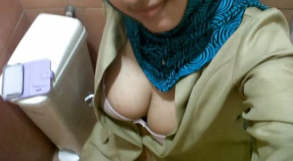 jilbab abg bugil narsis