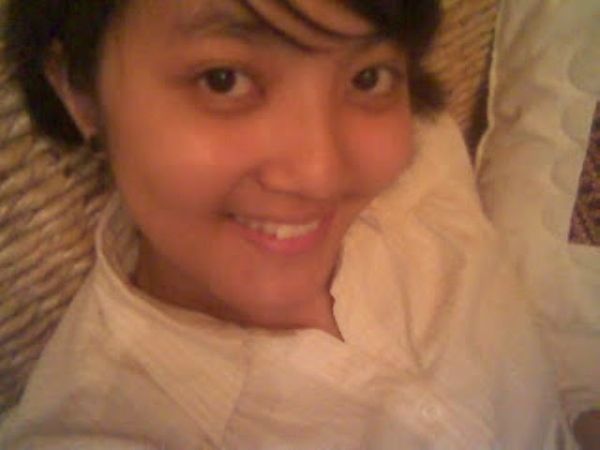 gadis kampus