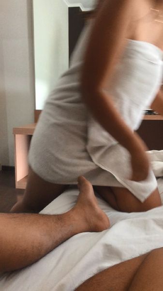 handuk di gantung