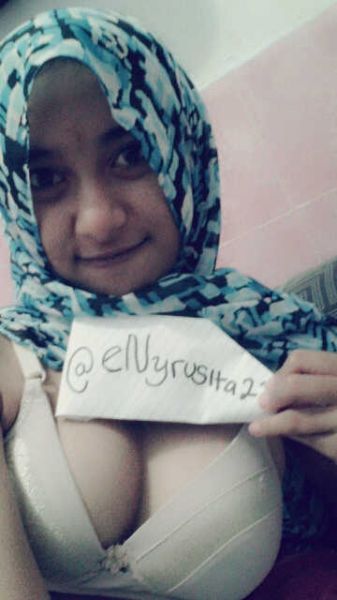 baju sekolah