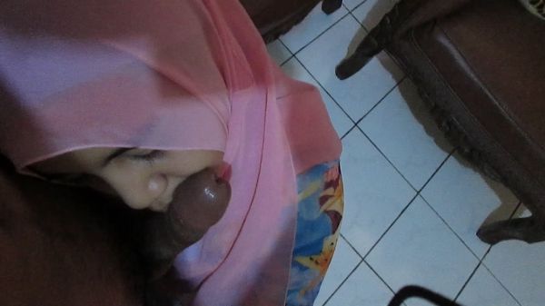 gambar gadis nyepong kontol