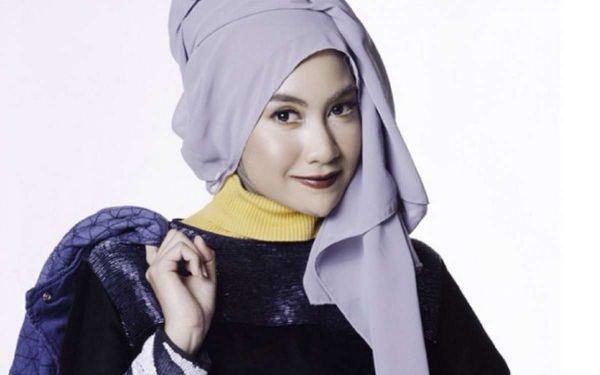 gadis berjilbab bugil