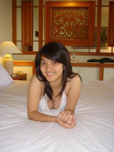 gambar wanita telanjang