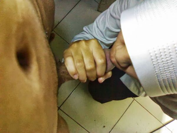 cara ngemut kontol