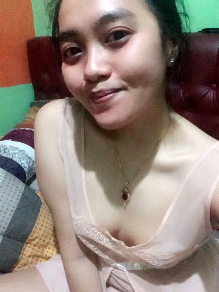 cewek berjilbab bugil