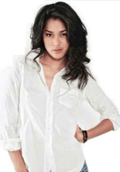 syahrini bugil