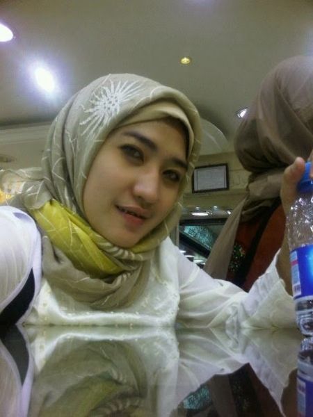 gambar cewek cantik bugil