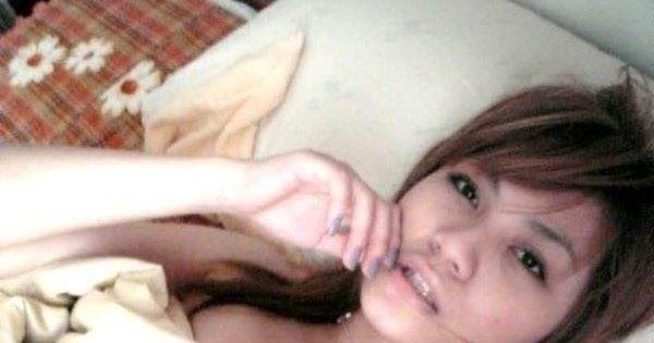 wanita melayu baju tidur tipis