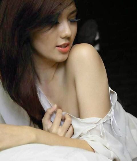 model bugil nilam